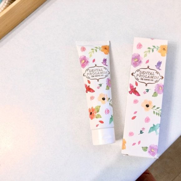 Korean Toothpaste (NEW in Box) - Picture 1 of 3